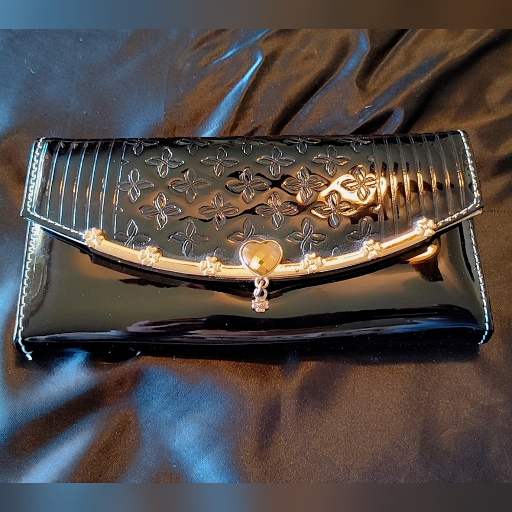 🩷$10 | Chic & Elegant Black Wallet ✨ - Picture 2 of 9